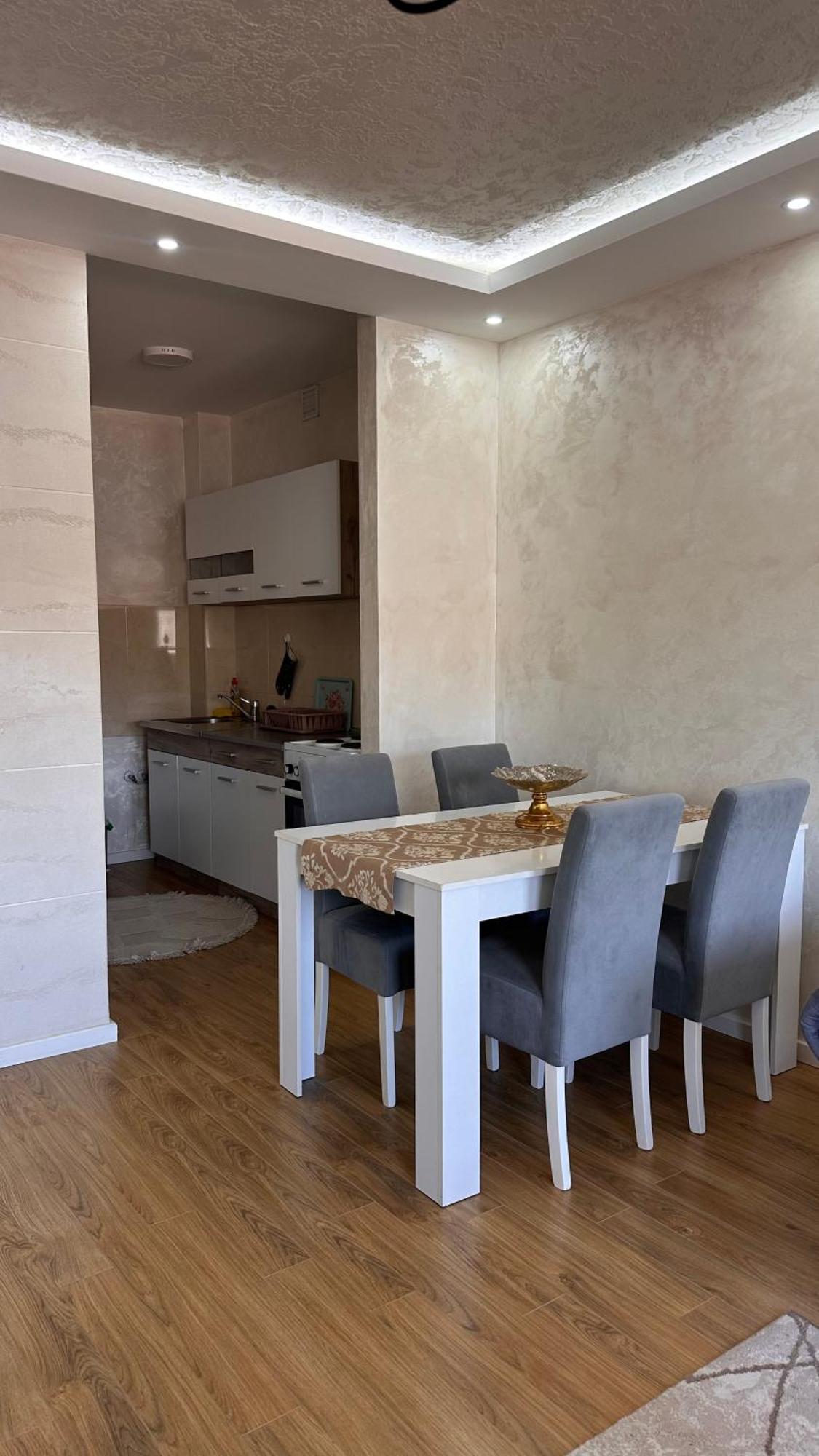 נובי פאזאר Apartman Ano Lux מראה חיצוני תמונה